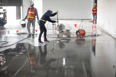 Floor waxing service | Lee&#039;s Everyday Cleaning LLC