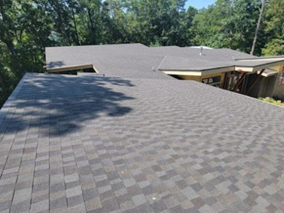 Roof installation | Maverick Endeavors LLC