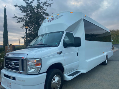 Limousine services | Royalty Limousine San Diego